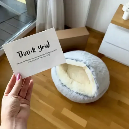 Cozy cocoon - pet bed